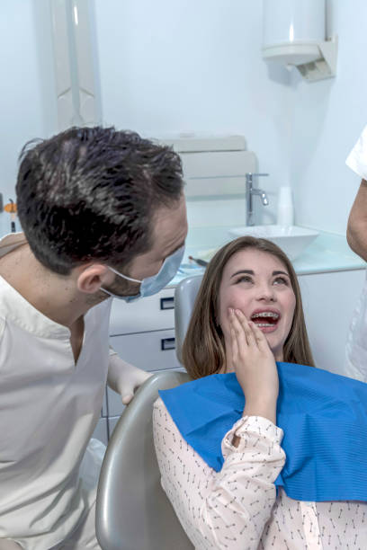 Best Broken or Cracked Tooth Emergency Dentist in North Pearsall, TX